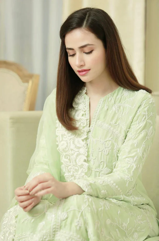 Bareeze - 3PC Lawn Embroidered Suit - FFU0226 - Farakh Fabrics